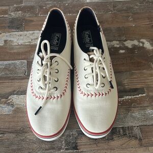 Keds Women Cream Canvas Shoes with baseball Stitching